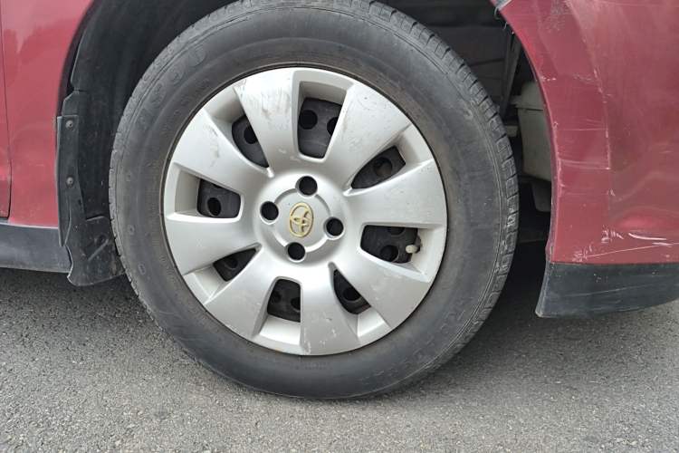 Used Venucia R50 2015 1.6L Manual Fashion Edition Right Front Wheel Hub