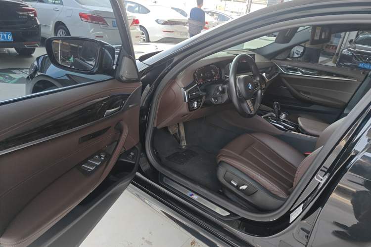 Used BMW 5 Series 2020 525Li M Sport Package
