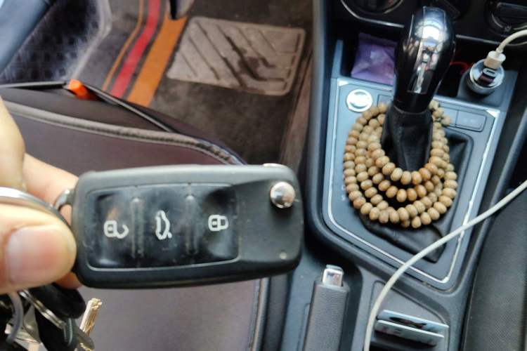 Used Volkswagen Lavida 2017 1.6L Automatic Comfort Edition Vehicle Key