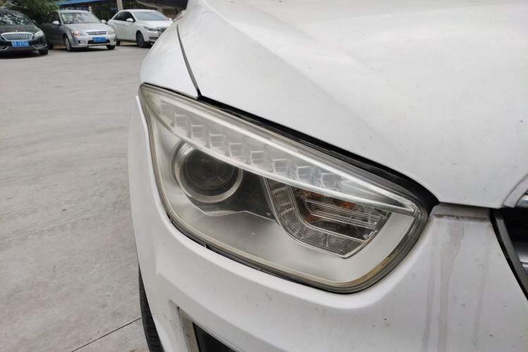 Used Bestune X80 2013 2.0L automatic comfort version
