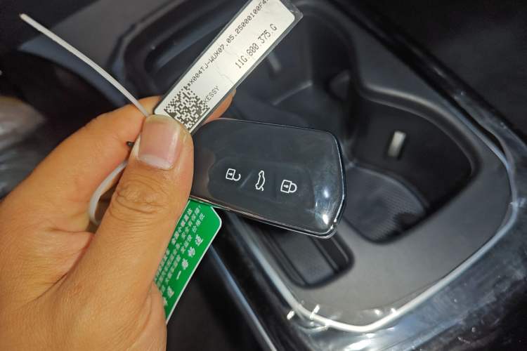 Used Volkswagen ID.4 CROZZ 2025 Pure Edition Vehicle Key