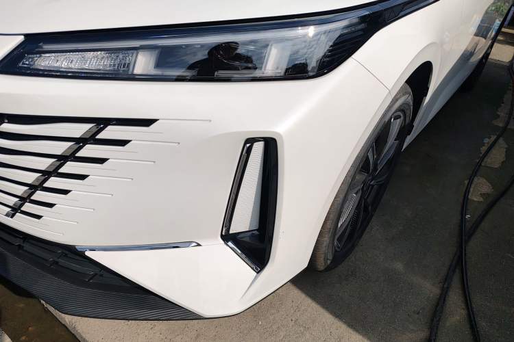 Used CHANGAN Eado 2025 Blue Whale 1.5T 500Bar Prestige Model
