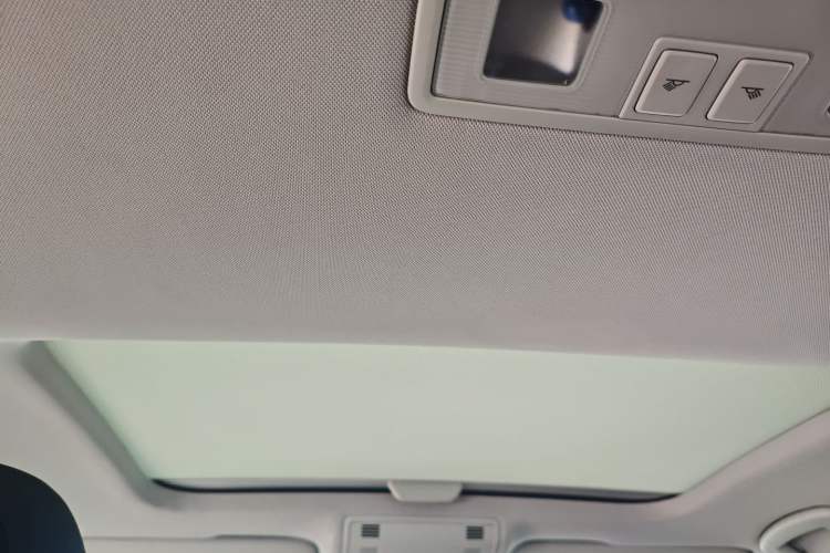 Used Volkswagen Golf 2016 1.6L Automatic Comfort Model Headliner