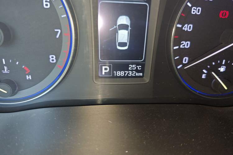 Used Hyundai Mistra 2014 1.8L Automatic Smart GLS
