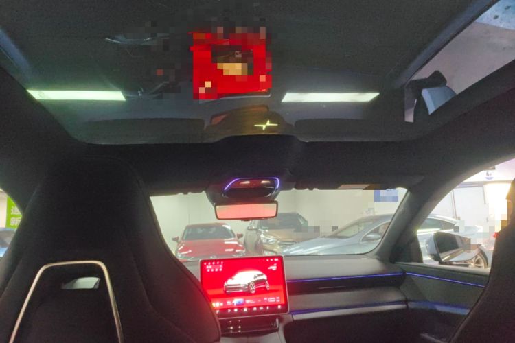 Used Polestar 4  Headliner