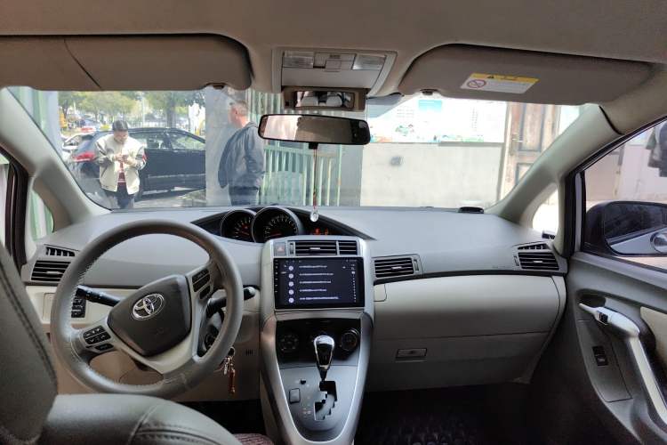 Used Toyota Verso 2011 180E CVT Elite Edition
