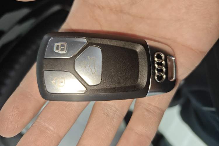 Used Audi Q5L 2022 40T Luxury Dynamic Model