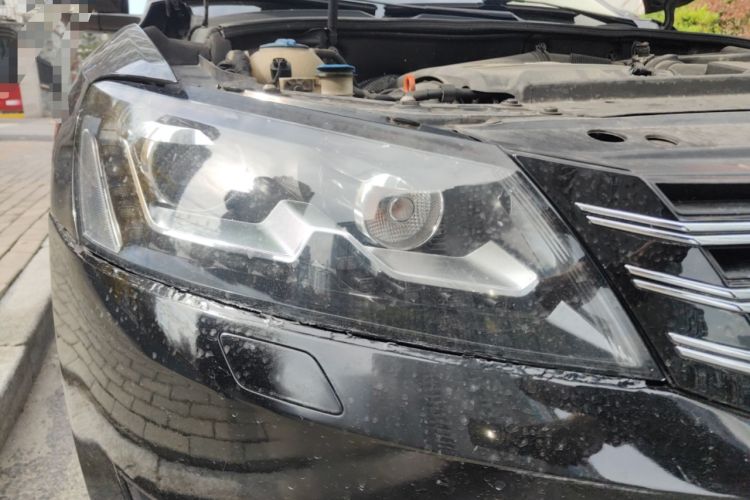 Used Volkswagen Passat 2013 1.8TSI DSG Prestige Edition Right Front Headlight