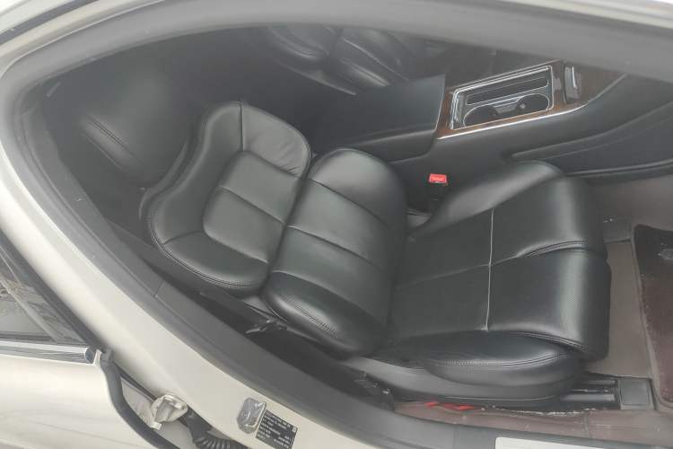 Used Lincoln Continental 2018 2.0T Two-Wheel Drive Luxury Edition Right Front Seat