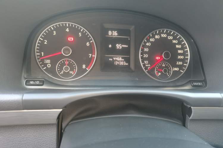 Used Volkswagen Touran 2015 1.4T Manual Fashion Edition 5-Seater