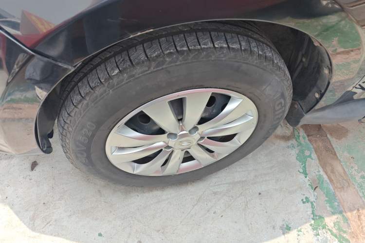 Used Land X5 2013 2.0T Manual Xinghang Edition Left Front Wheel Hub