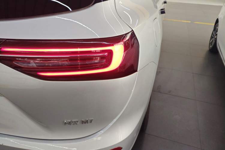 Used Hima AITO M7 2024 1.5T Intelligent Drive 4x4 Max Edition 6 Seats Right Rear Taillight