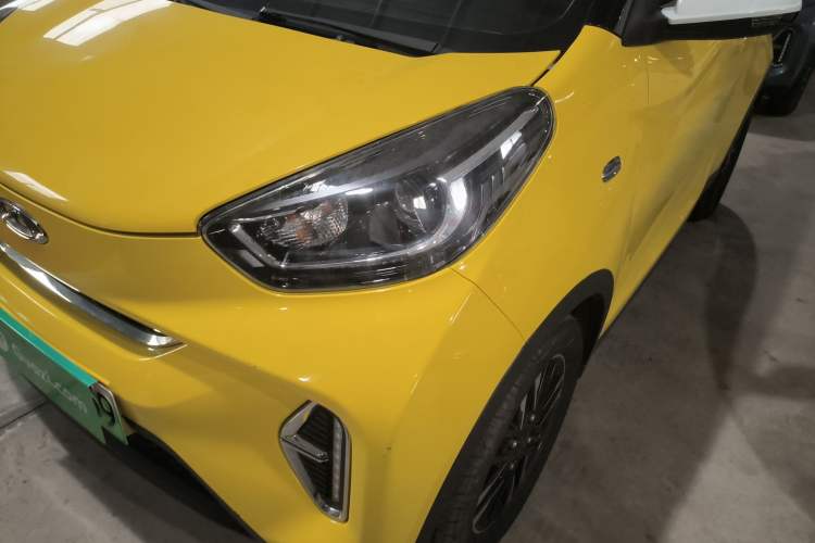 Used Chery QQ Little Ant 2022 Revised Version Sweet Pink Edition Half-Sugar Version Lithium Iron Phosphate 30.7 kWh 30 kW 301 km Left Front Headlight