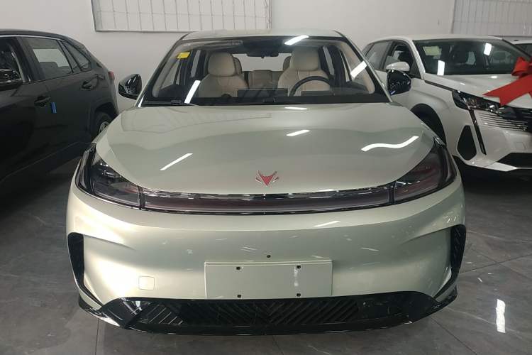 Used ARCFOX T1 2025 Model 425 PRO
