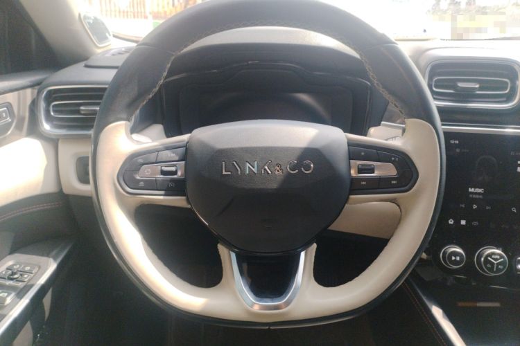 Used Lynk & Co 02 2022 2.0T DCT Shine Pro