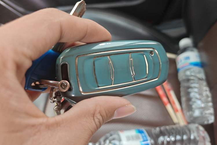 Used Geely Auto Emgrand 2017 Hatchback RS Million Edition 1.5L CVT Upward Version
