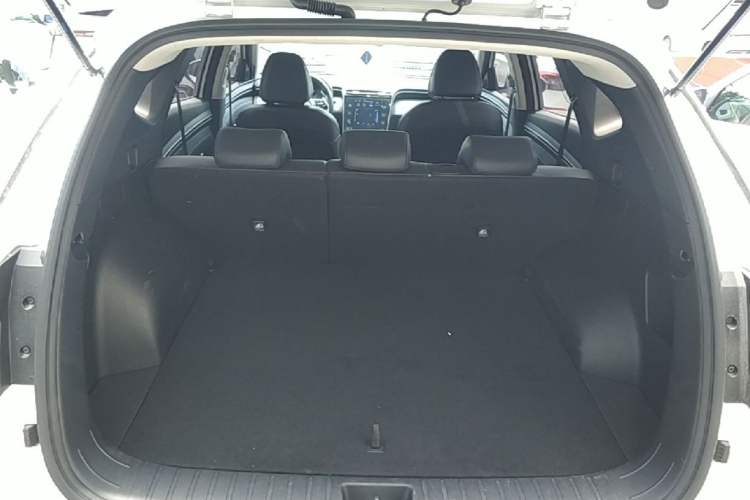 Used Hyundai Tucson 2023 Tucson L 1.5T Automatic Two-Wheel Drive DLX Luxury Edition
