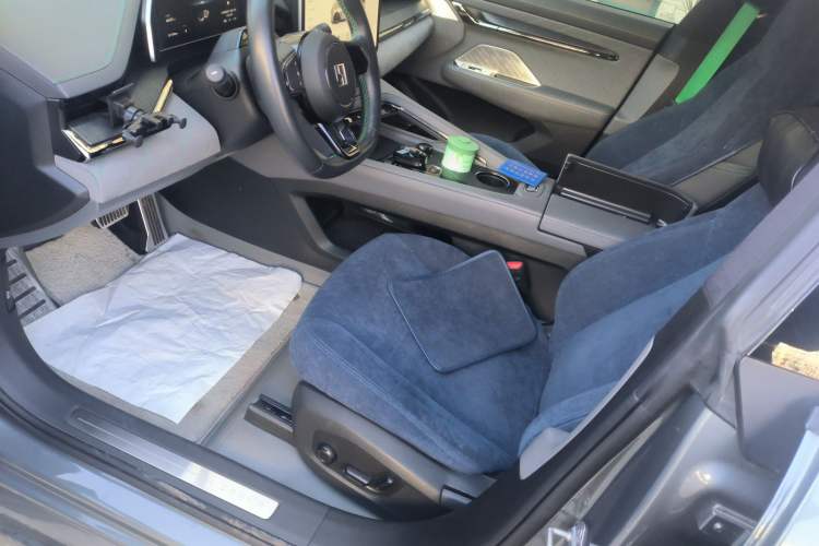 Used Zeekr 001 2023 WE Edition 100 kWh
