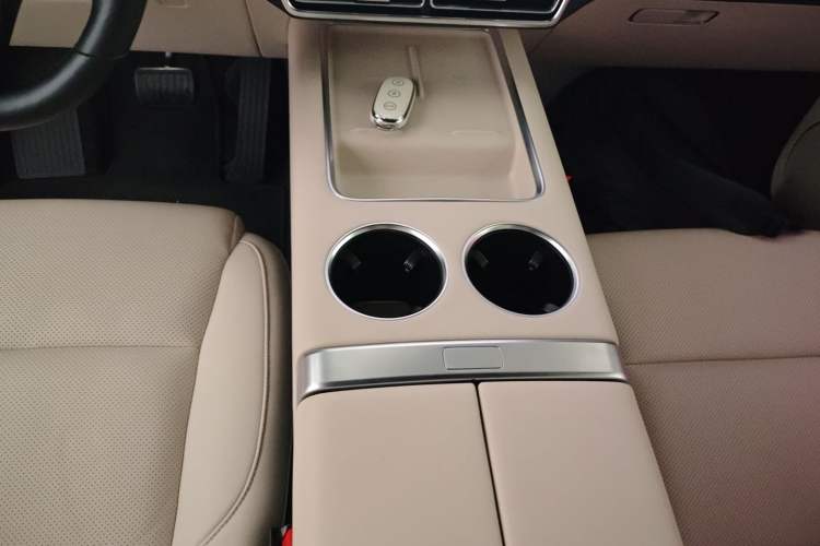 Used Li Auto L9 2022 Max model