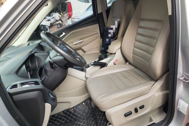 Used Ford Kuga 2013 2.0L GTDi Four-Wheel-Drive Elite Model
