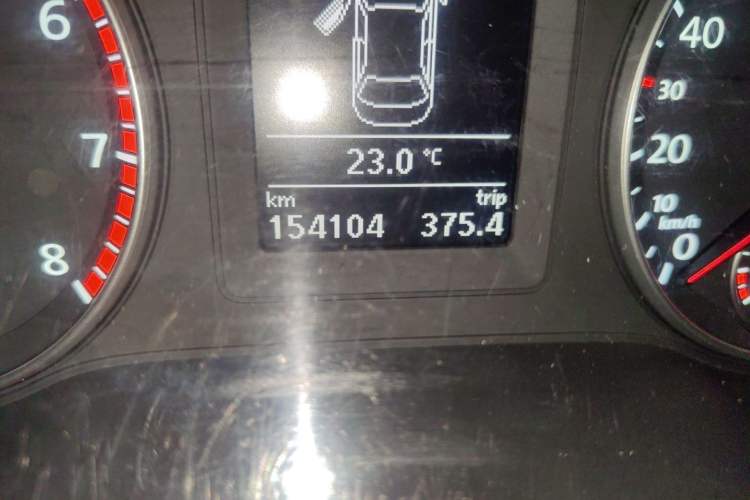 Used Volkswagen Sagitar 2012 1.4TSI Automatic Luxury Edition
