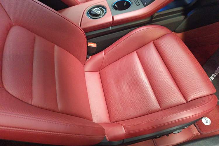 Used Porsche Taycan 2022-Year Updated Taycan