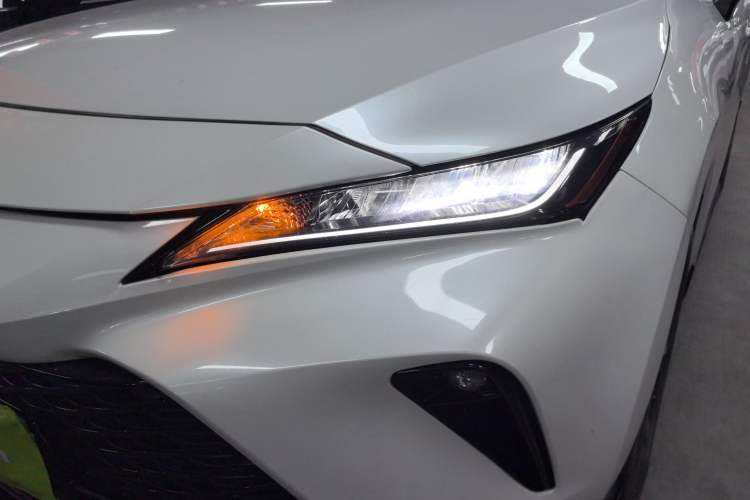 Used Toyota Venza 2022 2.0L CVT Two-Wheel Drive Luxury Edition