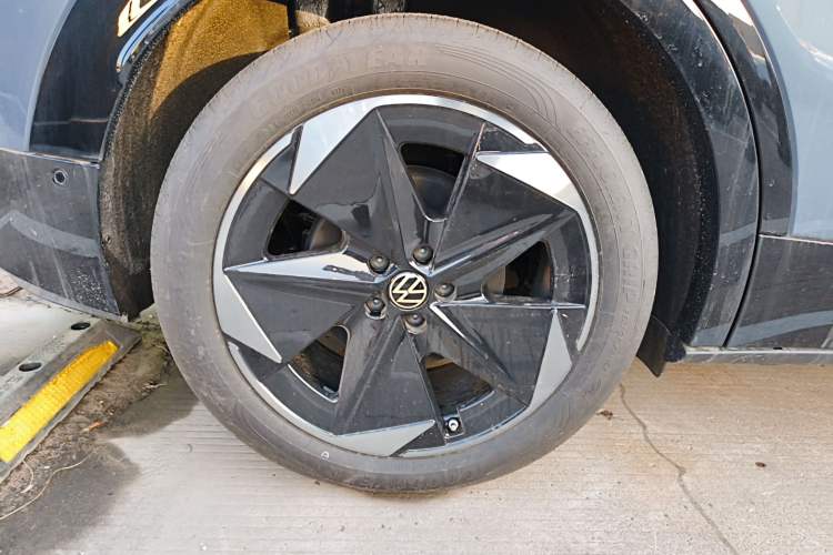 Used Volkswagen ID.UNYX 2025 Pure Model
