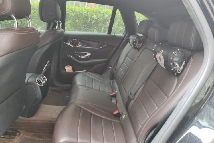 Used Mercedes-Benz GLC 2017 GLC 260 4MATIC Luxury Model
