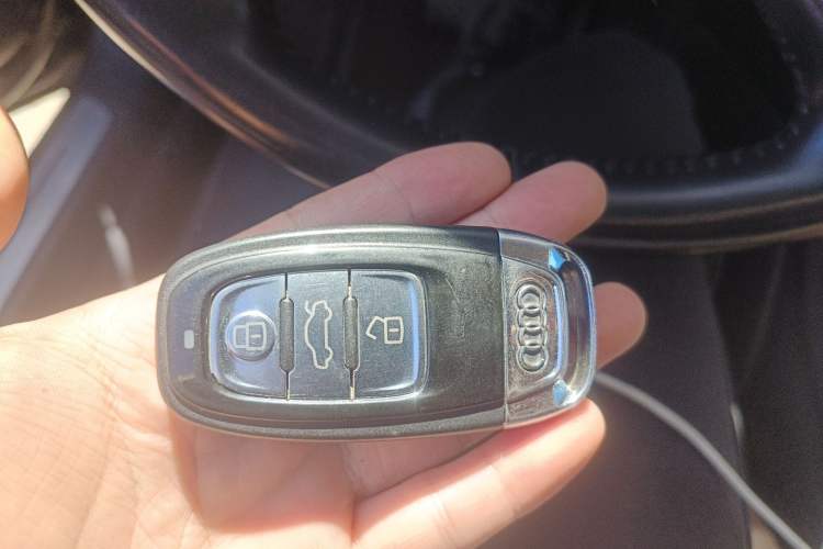 Used Audi A8 2016 A8L 45 TFSI quattro Comfort model