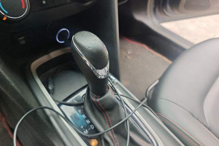 Used Chevrolet Monza 2019 RS 330T Automatic Comfort Edition China VI Standard Gear Lever