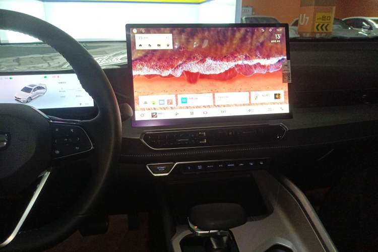 Used Geely Auto Preface 2025 Dongfang Yao 1.5TD Kunlun Edition
