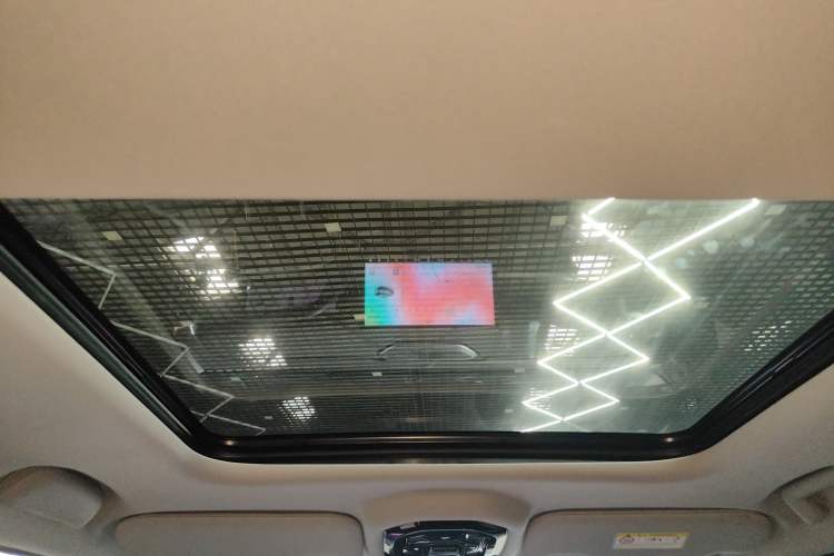 Used JETOUR Traveler 2023 2.0T All-Wheel-Drive CrossPRO Headliner