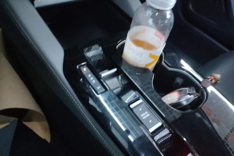 Used Citroen C5 X 2021 1.6T Enjoy the Extraordinary Gear Lever