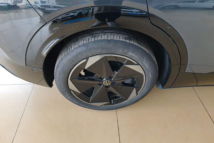 Used Volkswagen ID.UNYX 2024 Pro Long-Range Version Exterior 5