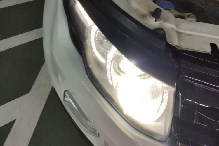 Used Land Rover Range Evoque 2012 2.0T 5-Door Ignite Edition Right Front Headlight