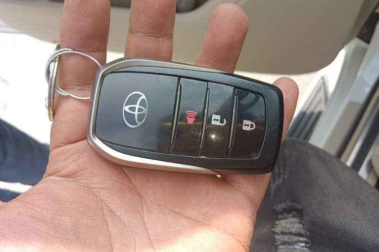 Used Toyota Land Cruiser 2018 4.6L GX-R Middle East
