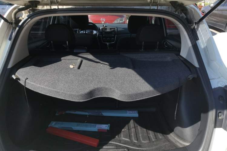 Used Nissan Tiida 2021 1.6L CVT Cool Edition Trunk