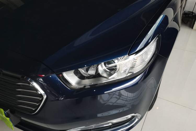 Used Ford Taurus 2017 Facelifted EcoBoost 245 Fashion Edition