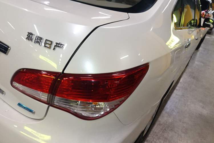 Used Nissan Sylphy 2016 Classic 1.6XE Manual Comfort Edition Right Rear Taillight