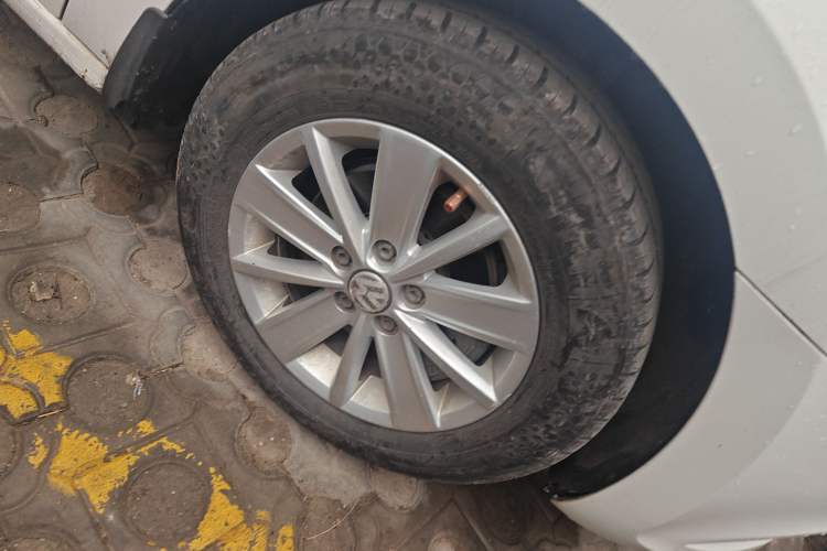 Used Volkswagen Jetta 2013 1.4L Manual Fashion Model
