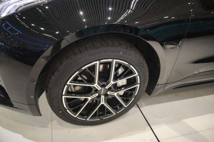 Used Zeekr 001 2026 Model 103° Four-Wheel Drive Ultra Version
