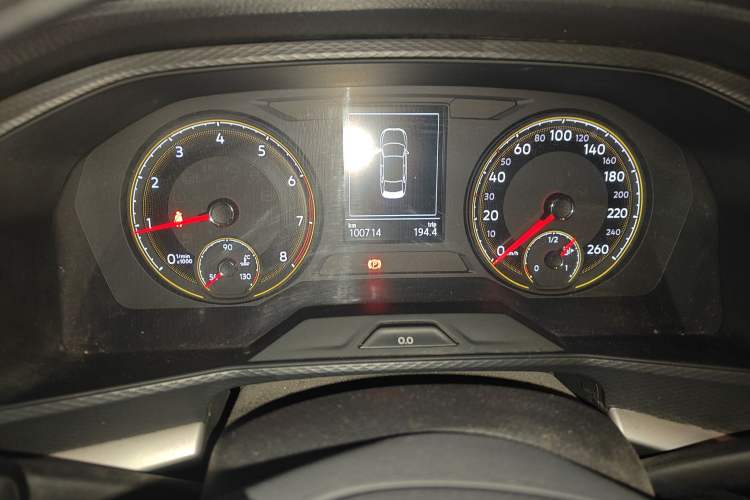 Used Volkswagen Lavida 2019 1.5L Automatic Fashion Edition China VI Odometer Close Up