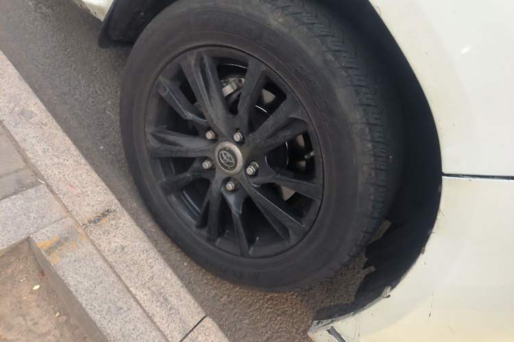 Used Toyota Land Cruiser 