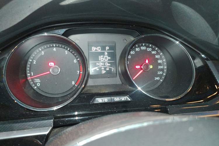 Used Volkswagen C-TREK 2017 230TSI DSG Luxury Model
