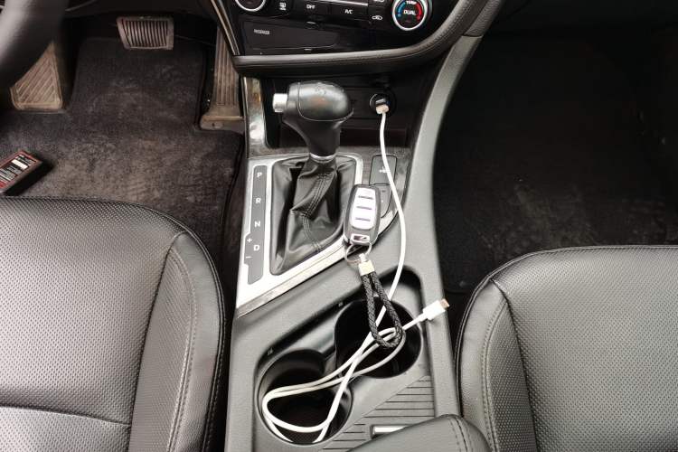 Used Kia K5 2015 2.0L Automatic LUX
