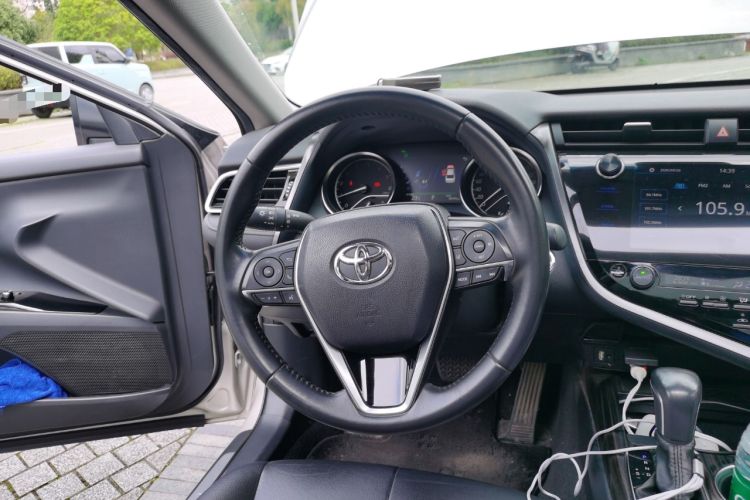 Used Toyota Camry 2019 2.5G Luxury Edition China V Standard Steering Wheel