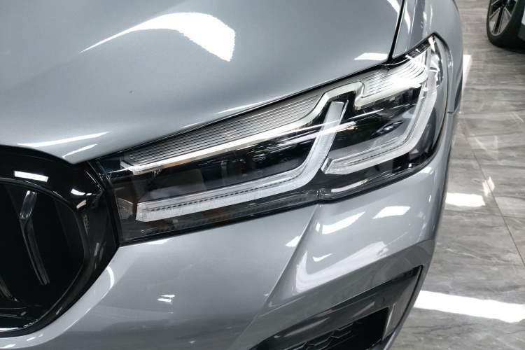 Used BMW 5 Series 2022 Second Facelift 540i Sport Line M Sport Package Left Front Headlight