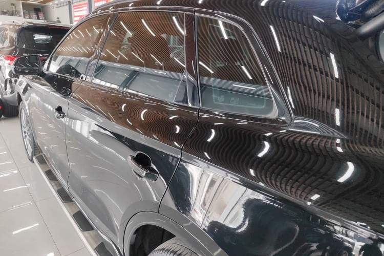 Used Audi Q5L 2022 40T Fashionable and Dynamic Model Exterior 2