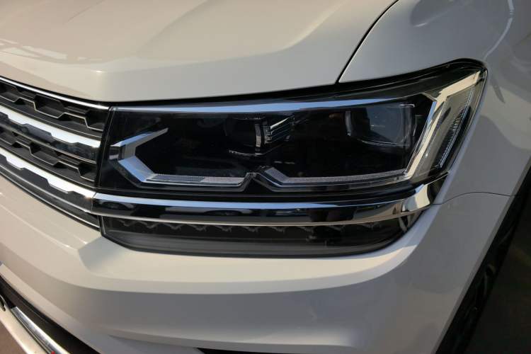 Used Volkswagen Tharu 2020 Facelift 330TSI Four-Wheel Drive Luxury PLUS Version China VI Standard